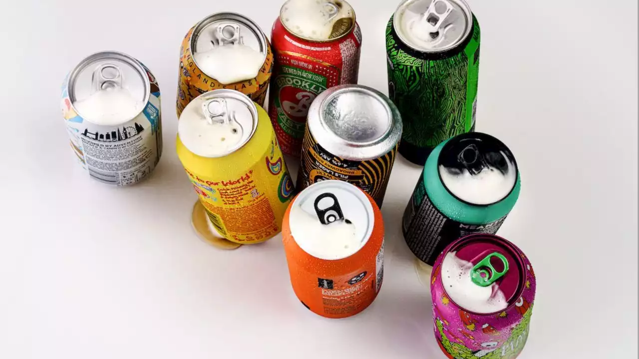 Es recomendable limpiar las latas de refresco o cerveza antes de beber