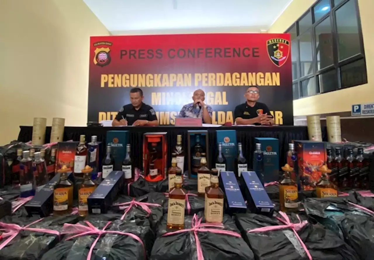 Polisi Sita 22 Ribu Botol Minol