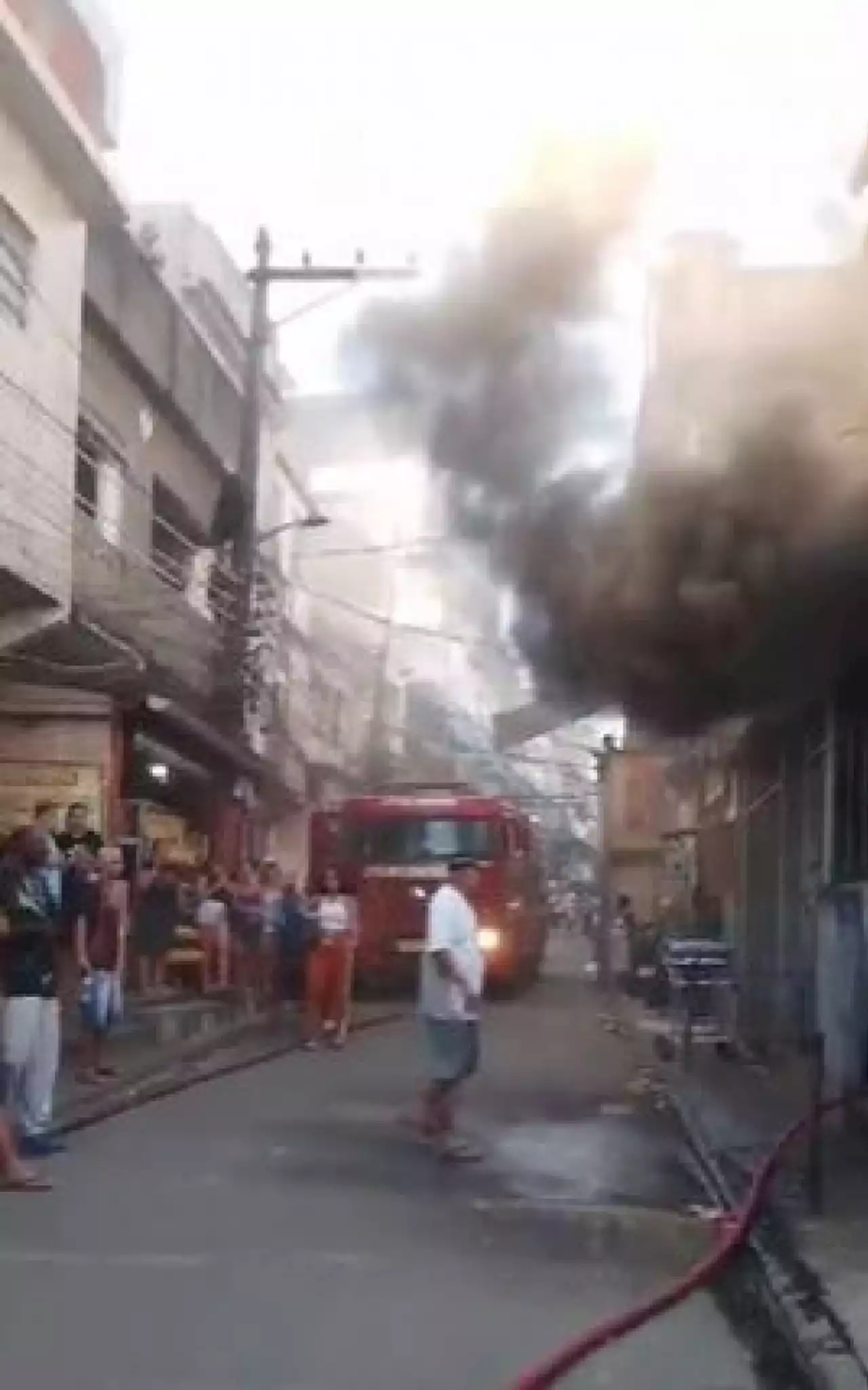 Incêndio em residência deixa homem gravemente ferido na Zona Norte | Rio de Janeiro | O Dia