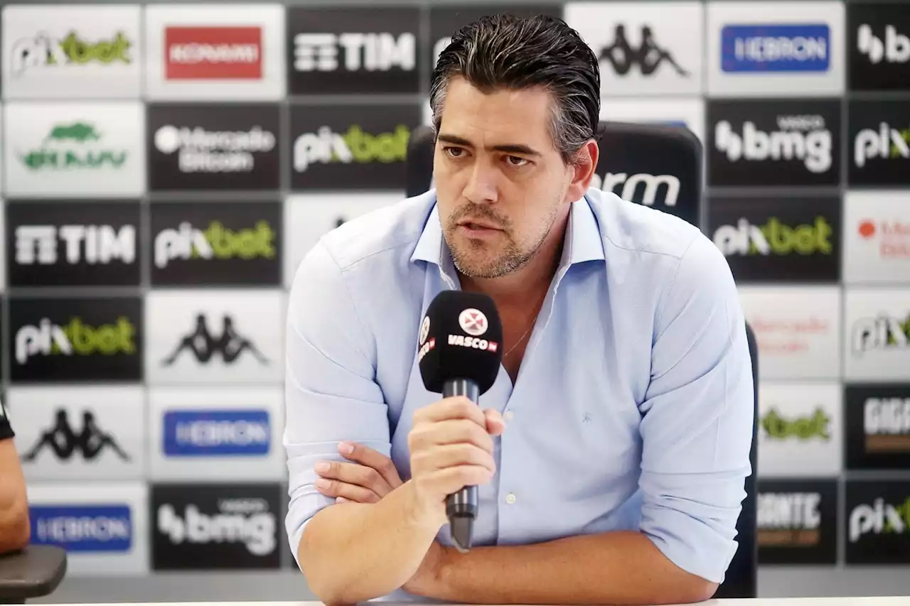 Paulo Bracks diz que Vasco terá novo técnico na próxima semana: 'Envergonhados'