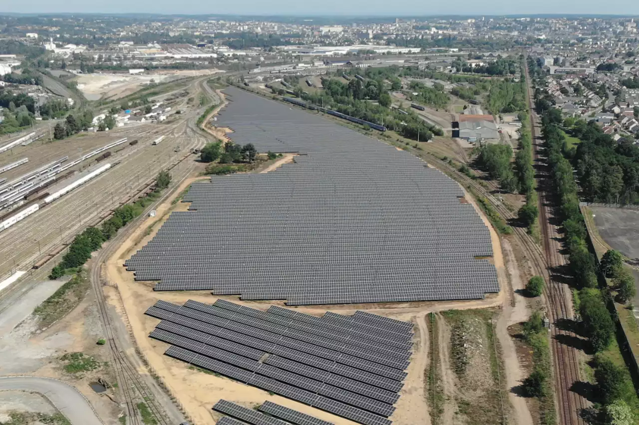 La SNCF passe au vert grâce aux panneaux solaires