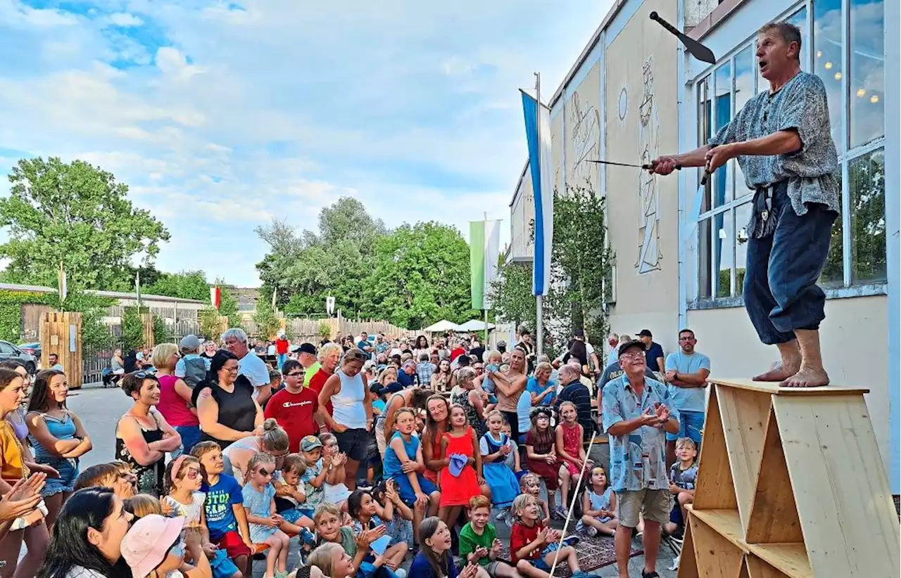 Heimlicher Start in die Drachenstichsaison: Lange Nacht begeistert Groß und Klein