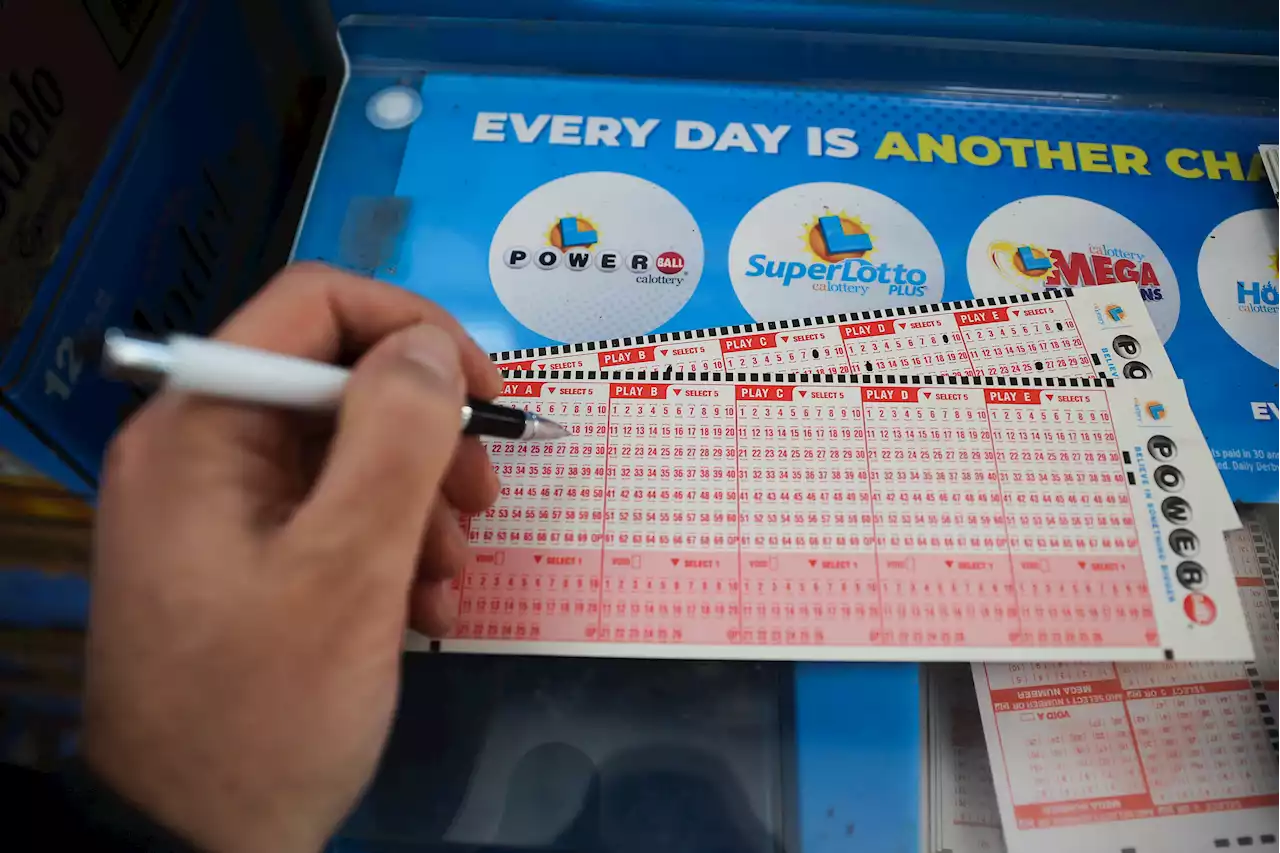 Wait for a winner goes on after Powerball draw as prize rises to an estimated $650 million