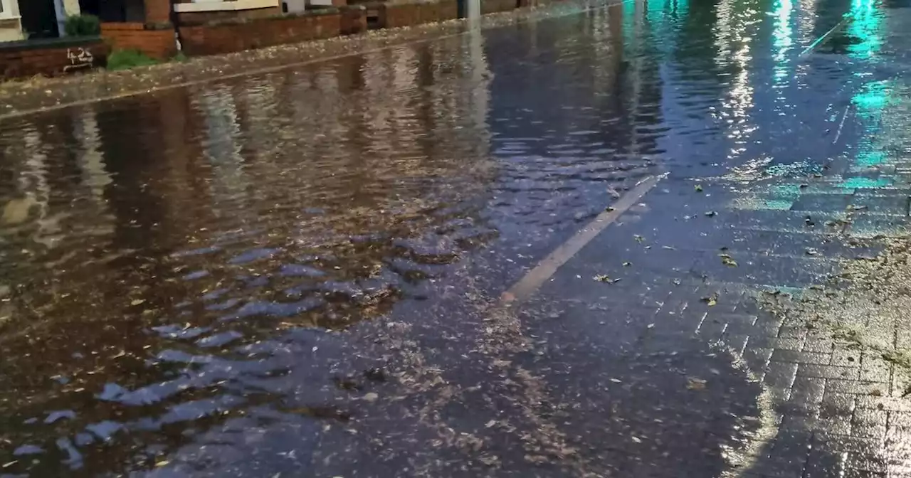 Flooding was like 'being at sea' as Notts neighbours stranded