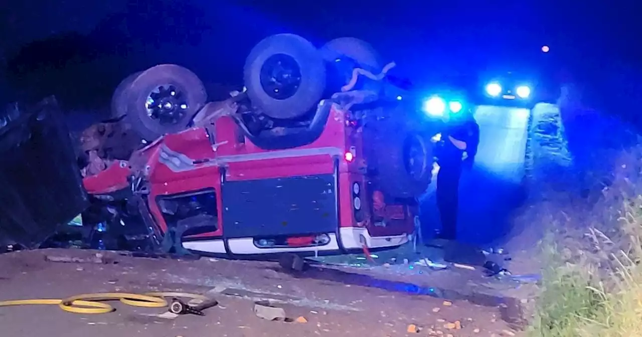 Jeep flips on to roof after crash in small Notts village