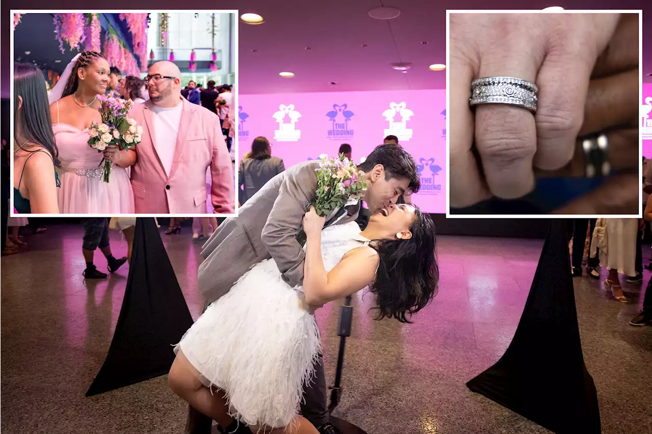 Lincoln Center hosts 500 couples in free, mass ‘wedding’ party