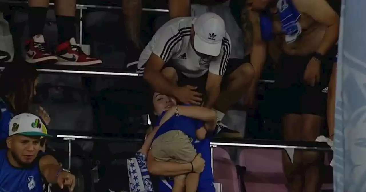 Un pequeño enterneció a todos tras recibir un balonazo en el Millonarios vs Nacional