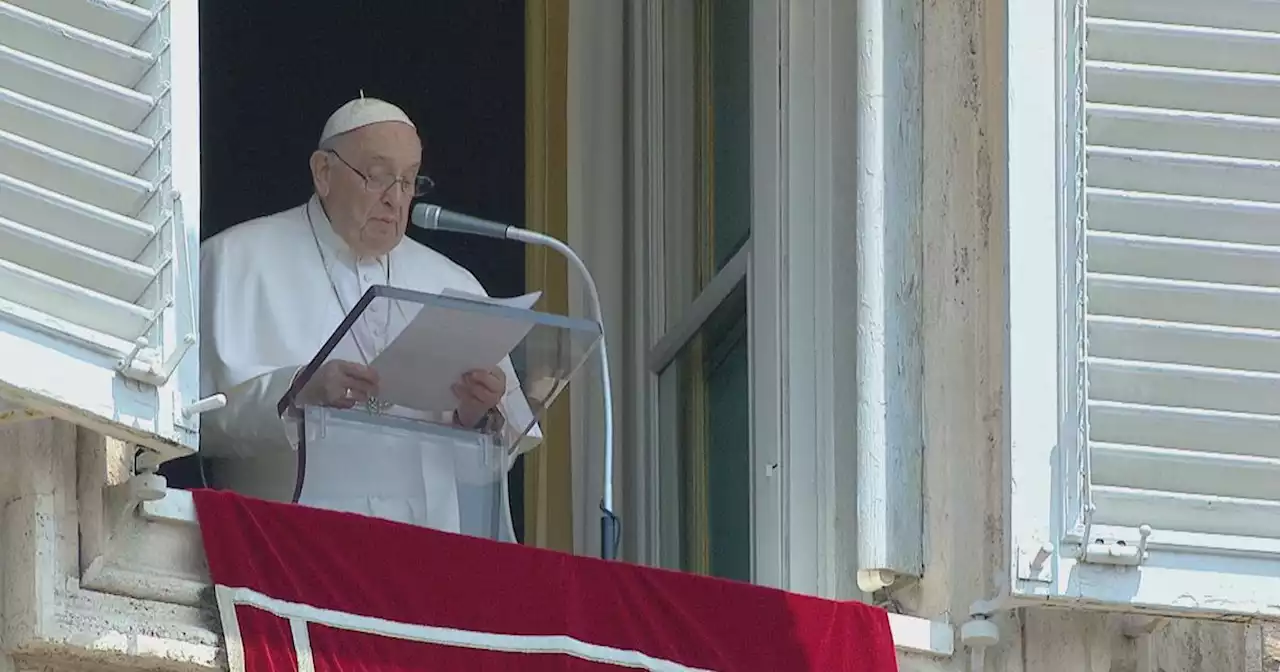 Papa Francesco all'Angelus: 'Ancora sangue in Terra Santa, Israele e Palestina riprendano dialogo'