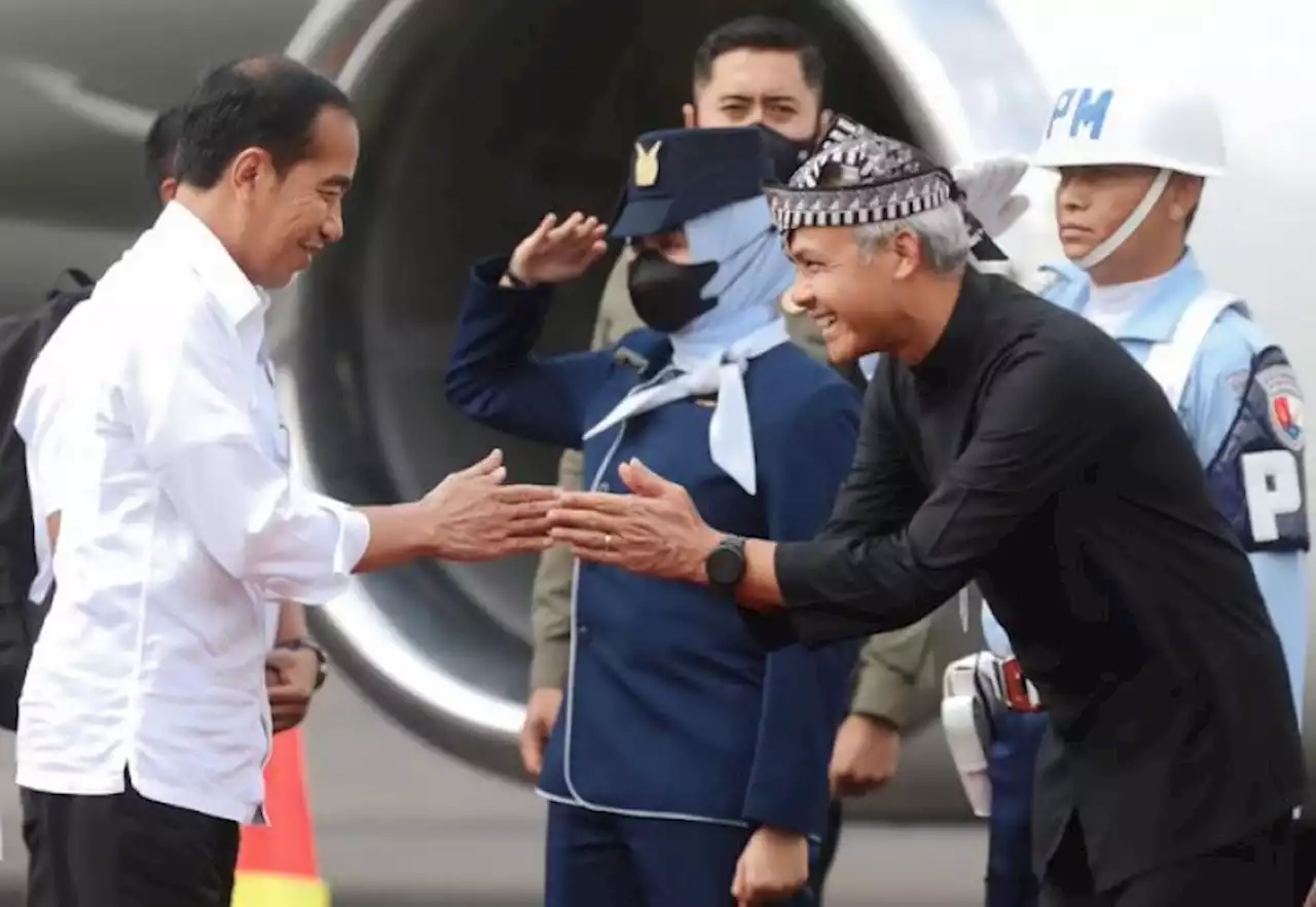 Jokowi Dinilai Merasa Tidak Punya Ruang di Ganjar Pranowo |Republika Online