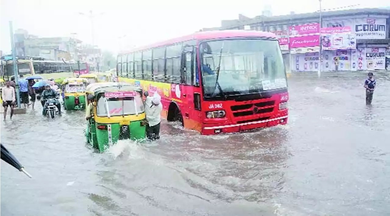 14 killed as heavy rains play havoc in Northern India