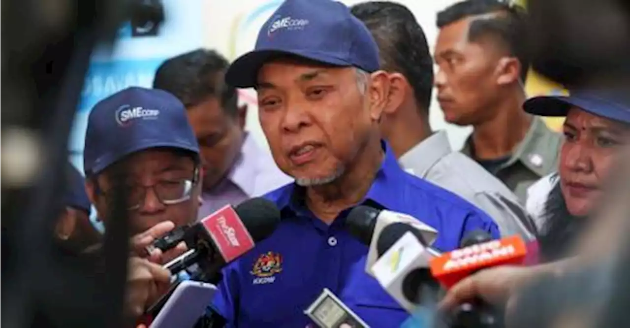 Ahmad Zahid confident MCA, MIC will remain with BN despite offer from another party