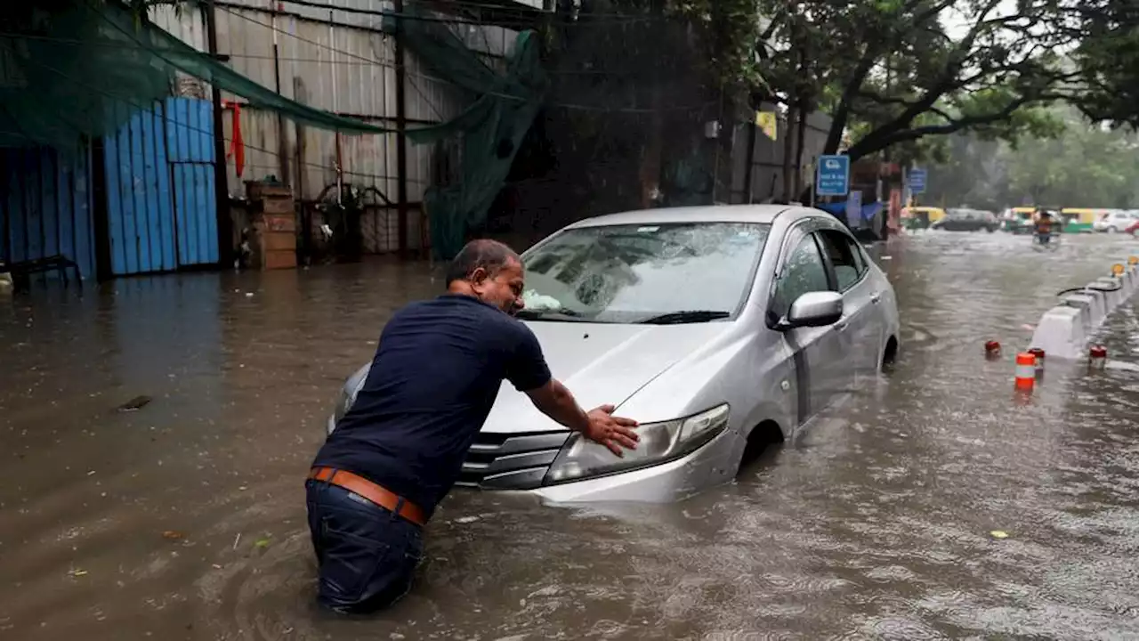 Over a dozen people dead as rains continue in parts of India