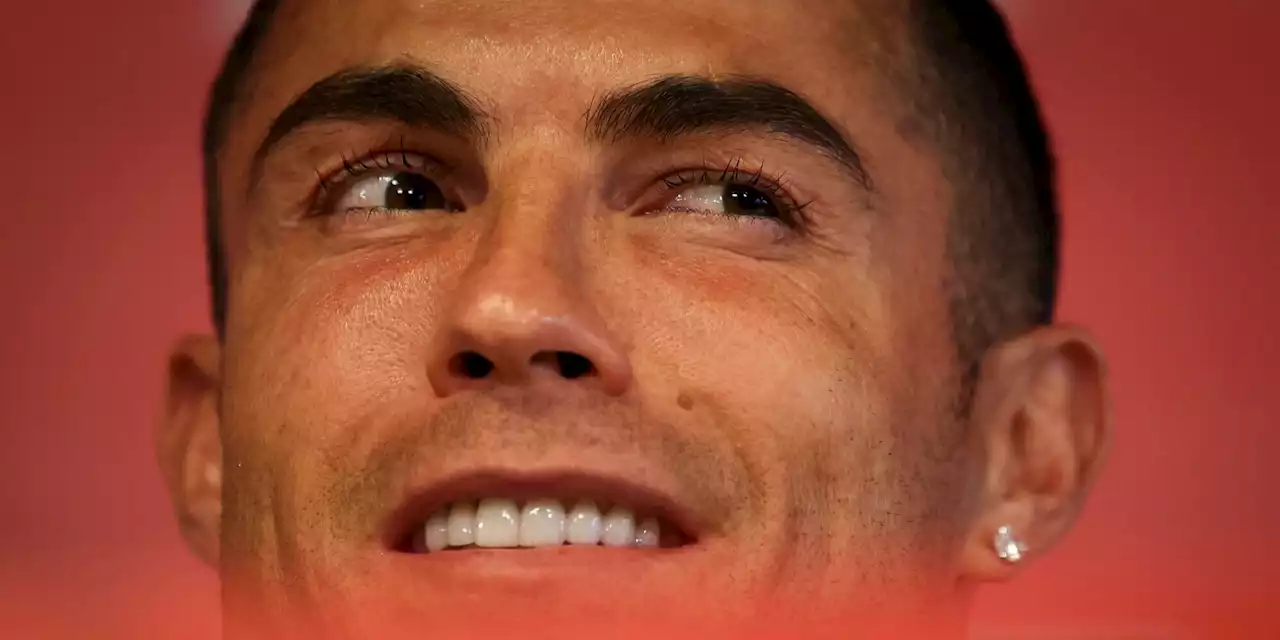 Cristiano Ronaldo, scoppia la bufera sull’acqua: “Una marea di bugie”