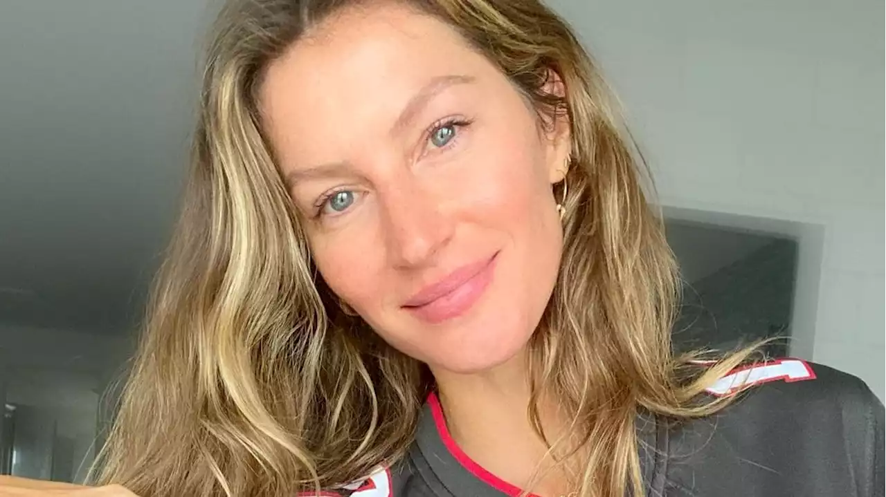 Gisele Bündchen dévoile ses 5 meilleures astuces pour avoir une peau superbe après 40 ans