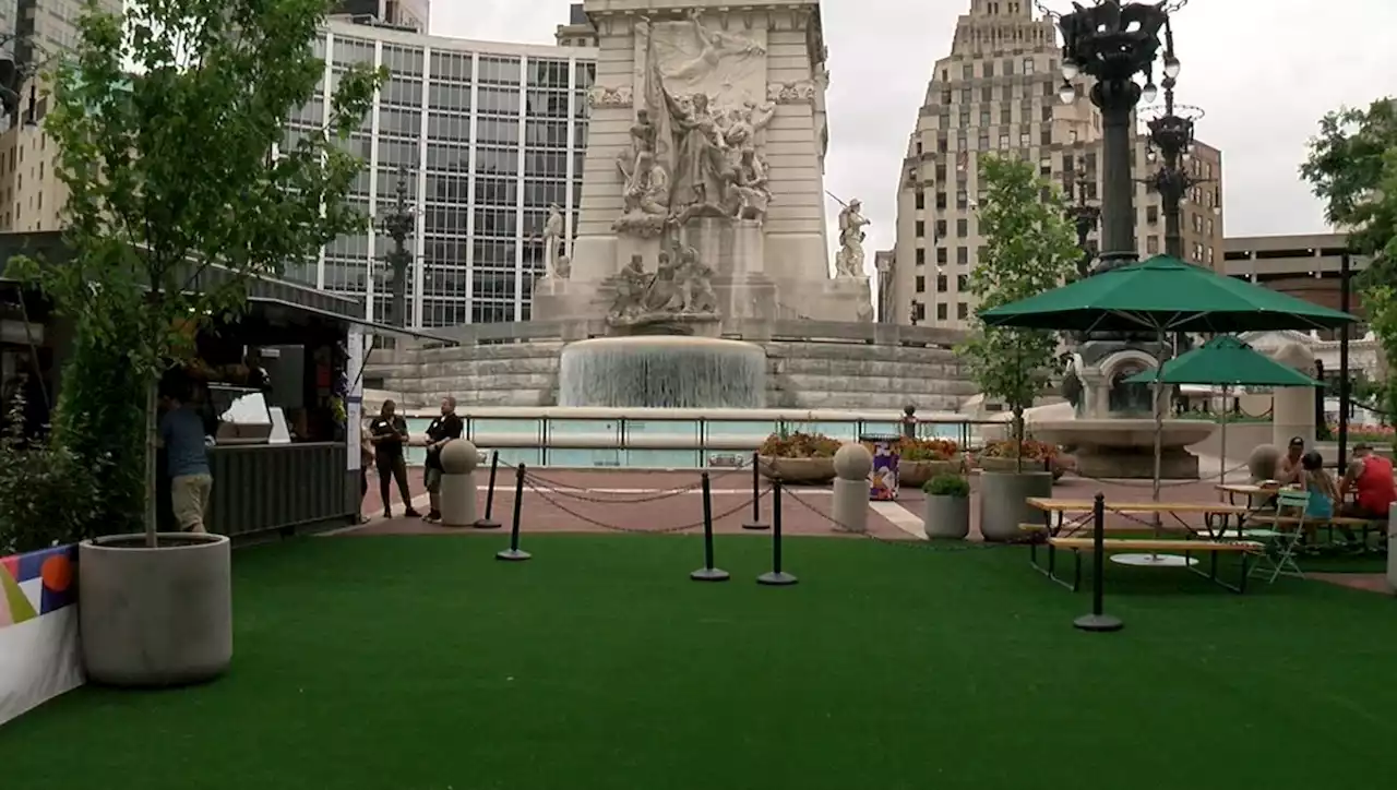 Southwest portion of Monument Circle officially car free as 'Spark on the Circle' launches