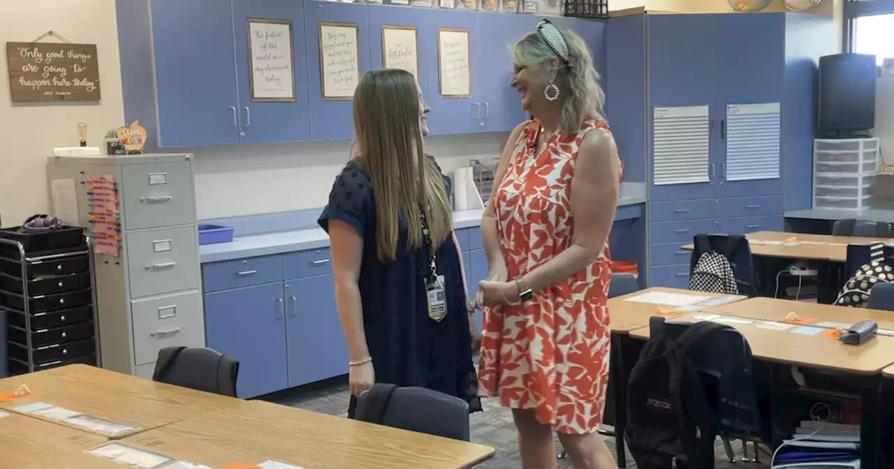 Deer Valley mom and daughter teach at the same school for the first time