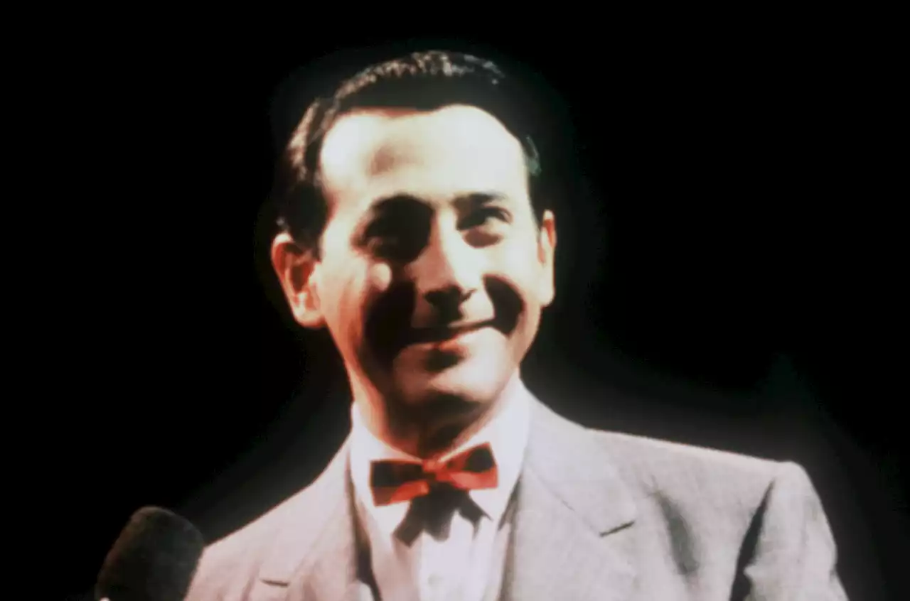 In 1991, MTV Gave Pee-Wee Herman a Perfect Comeback Moment at the Video Music Awards