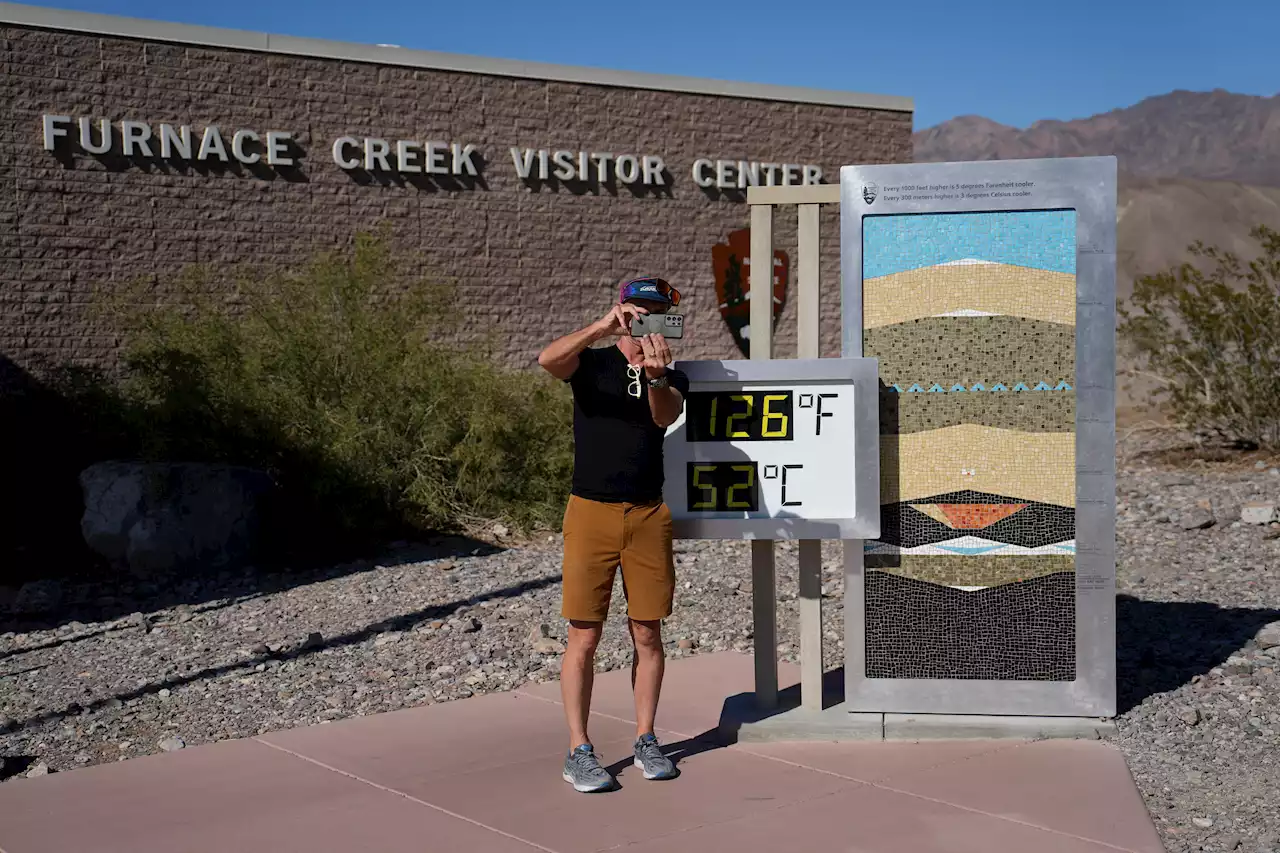 Selfie bei 52 Grad: Hitzetouristen strömen ins Death Valley