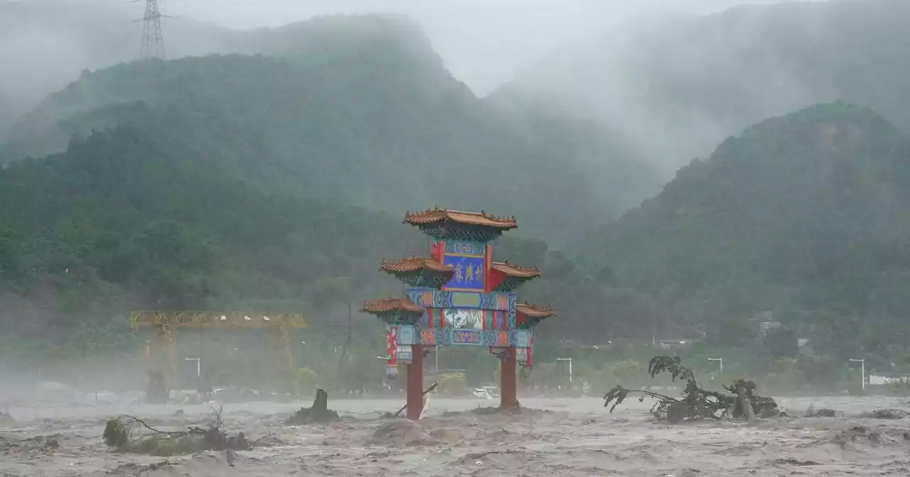 At least 20 dead and 27 missing in floods surrounding China’s capital Beijing, thousands evacuated