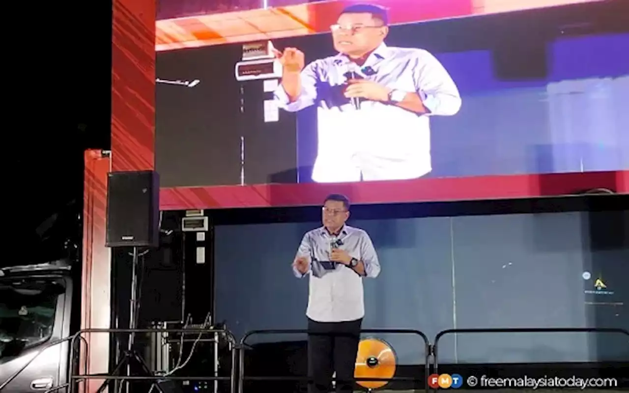 Saifuddin attacks PAS’ love-hate approach to DAP