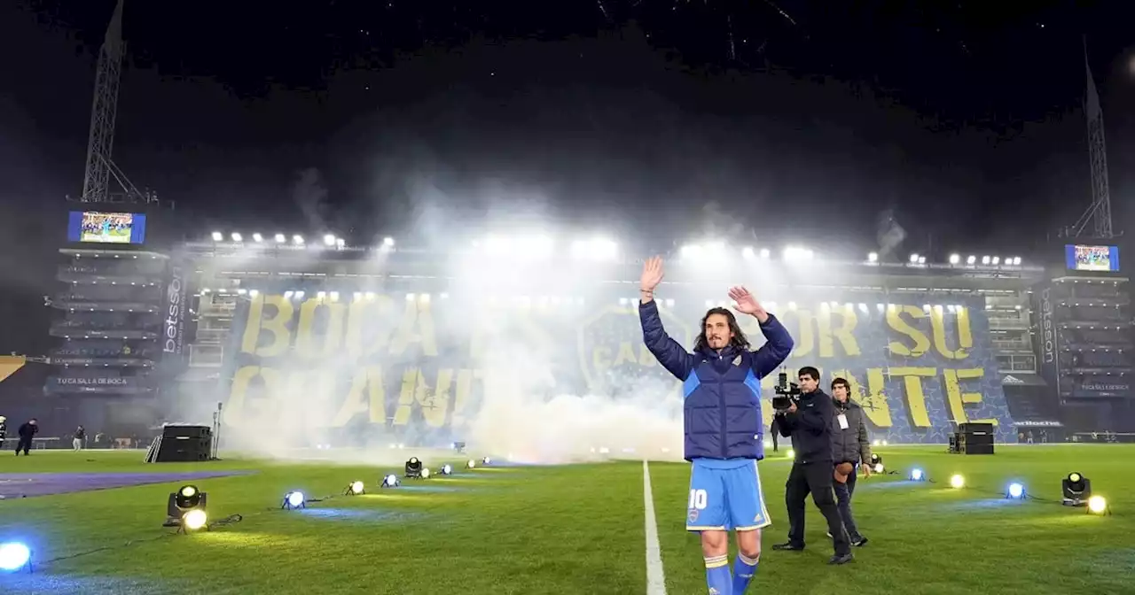 Las mejores fotos y videos de la presentación de Cavani en Boca en una Bombonera explotada