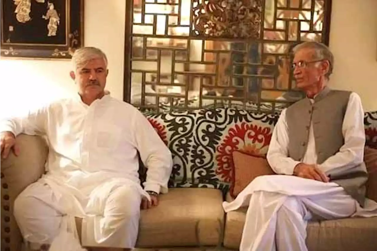 پی ٹی آئی پارلیمنٹیرین کا اجلاس، پرویز خٹک پارٹی چیئرمین منتخب