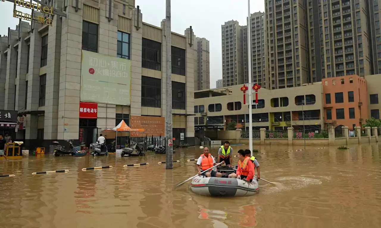 China en máxima alerta: Lluvias han dejado al menos 20 muertos y 19 desaparecidos