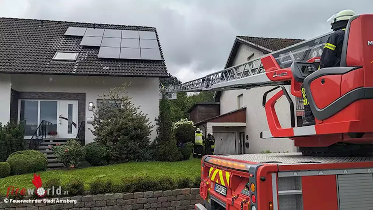 D: Brennende PV-Anlage auf Wohngebäude in Arnsberg