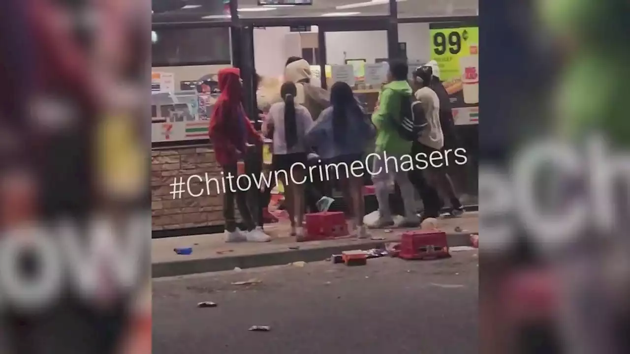 Teen mayhem unfolds in Chicago, 40 charged