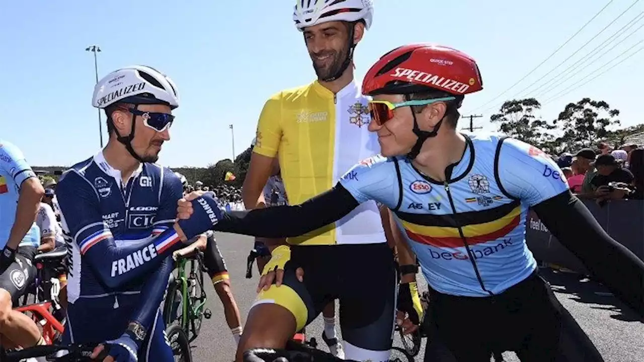 Archbishop of Glasgow roots for the Vatican Cycling Team