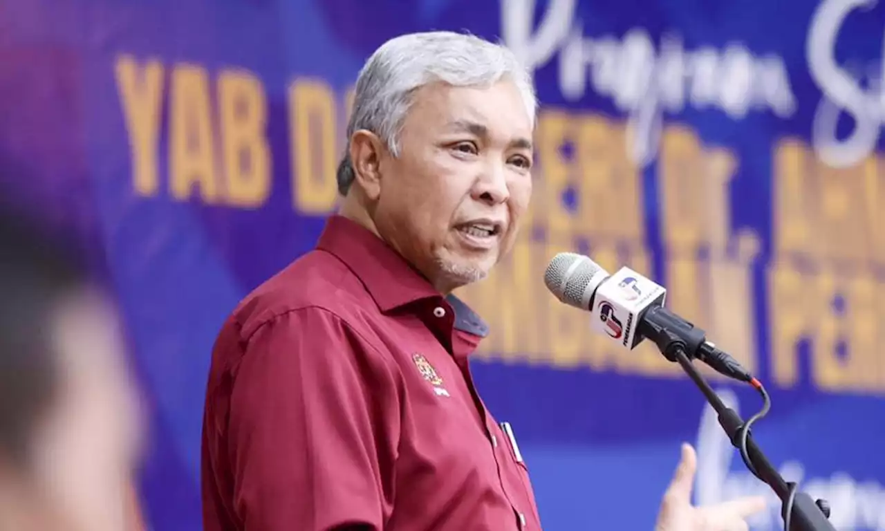 Witness: Zahid used own credit cards to buy Akalbudi donation items first