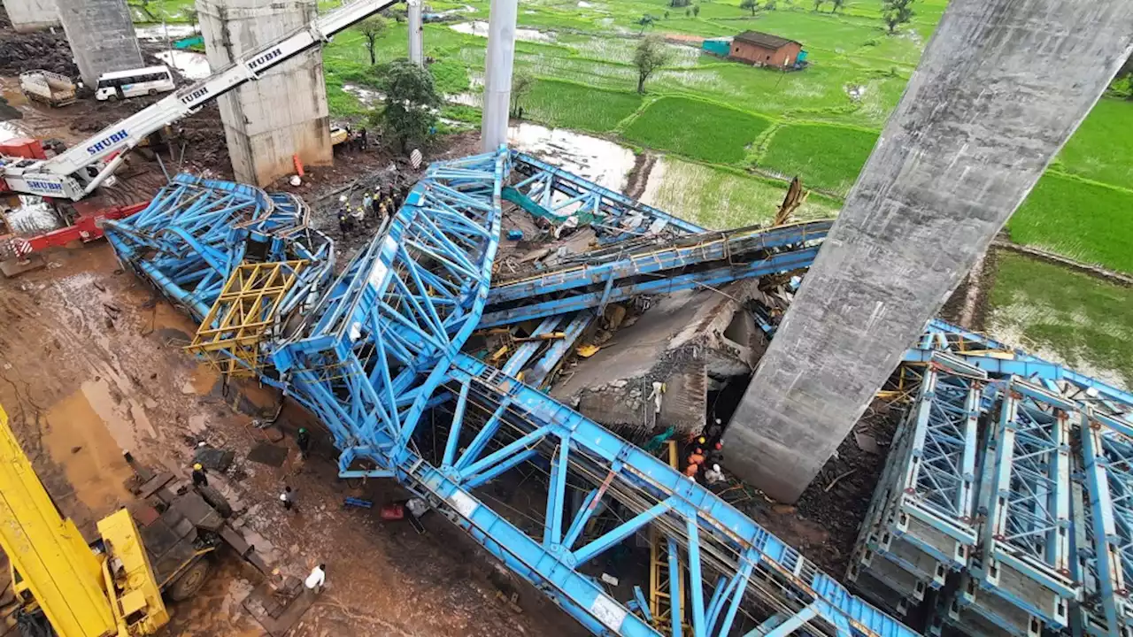 16 workers killed in crane collapse in western India