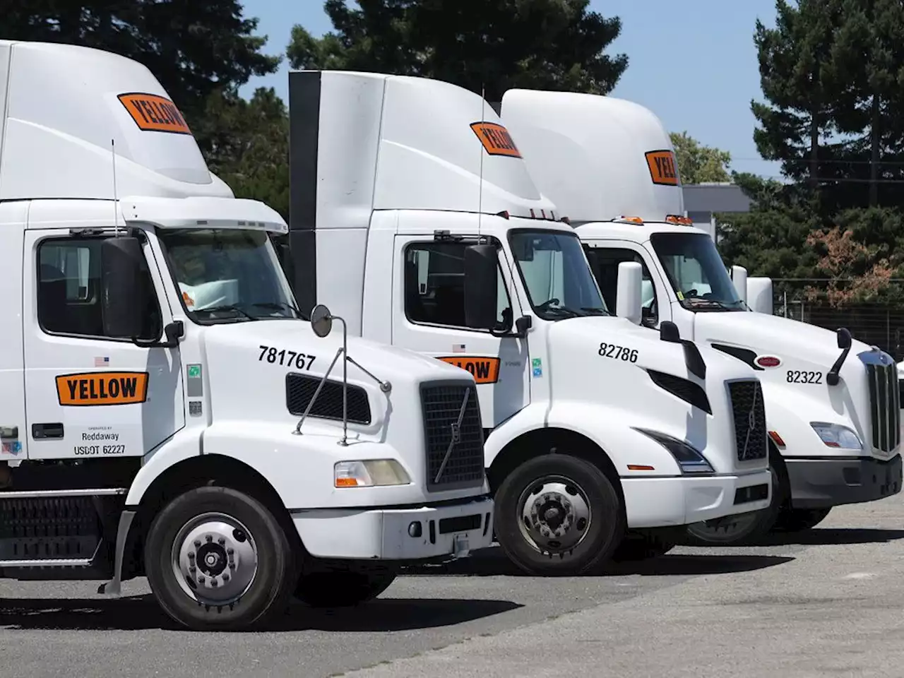 Truckers told not to report for work after Yellow Corp. bankruptcy: Unifor