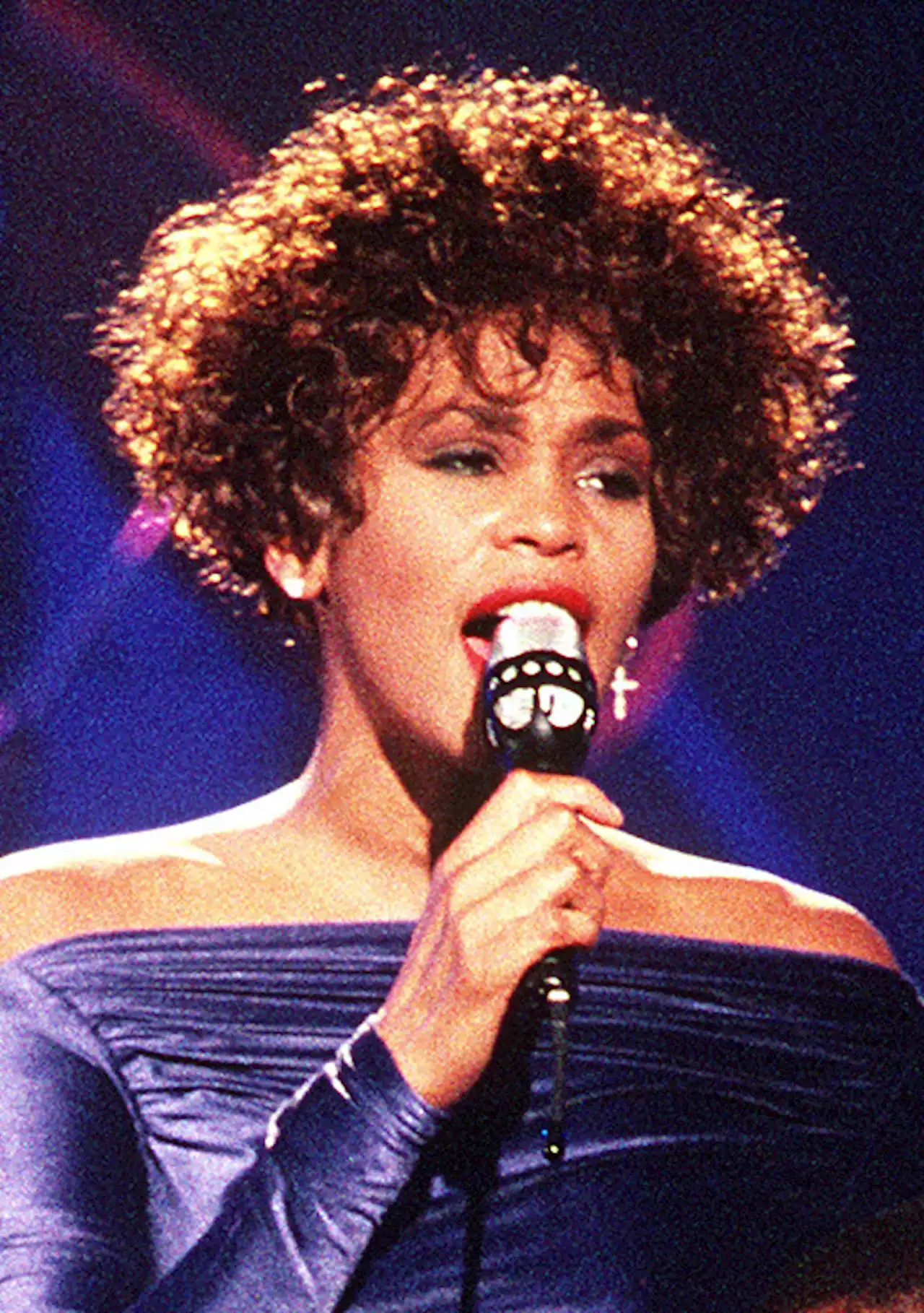 Whitney Houston's estate announces second annual Legacy of Love Gala with BeBe Winans, Kim Burrell - New York Amsterdam News