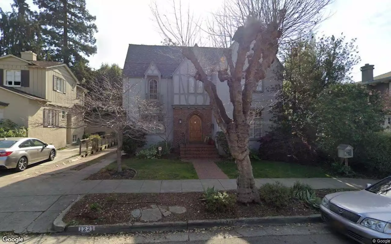 Single family residence in Oakland sells for $2.3 million