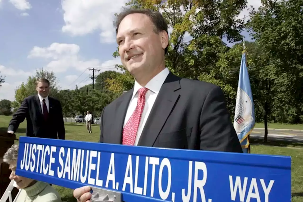 Alito, Alabama, and the Supreme Court’s fall | Will Bunch Newsletter