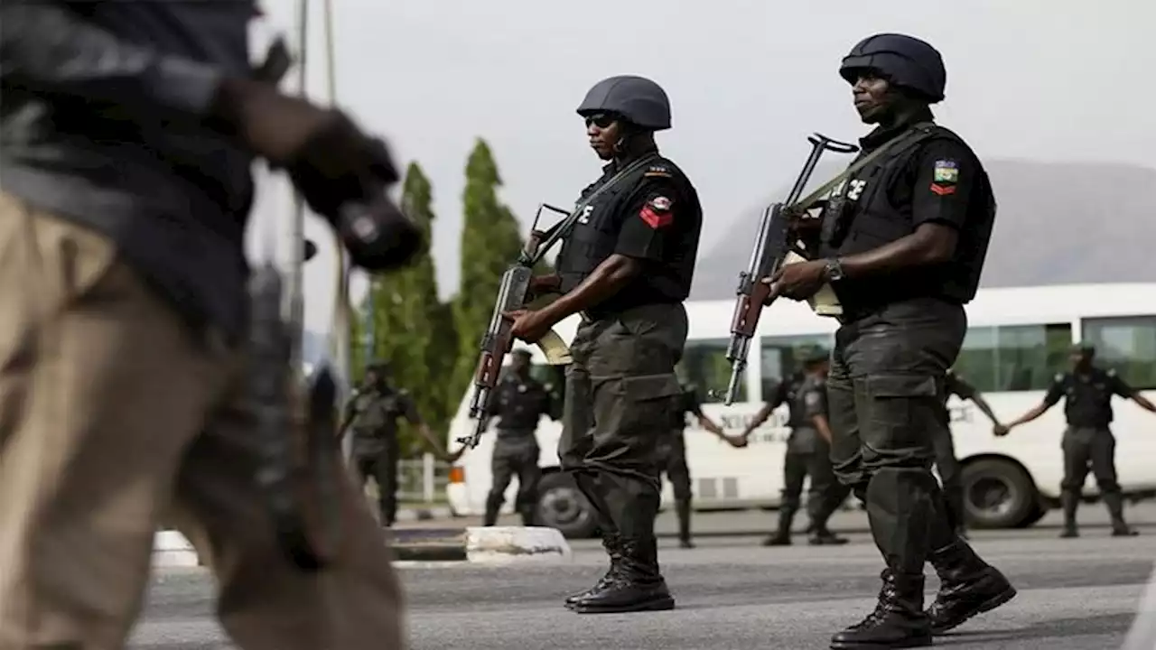 Police nab syndicate robbing faulty trucks on major highways in Niger