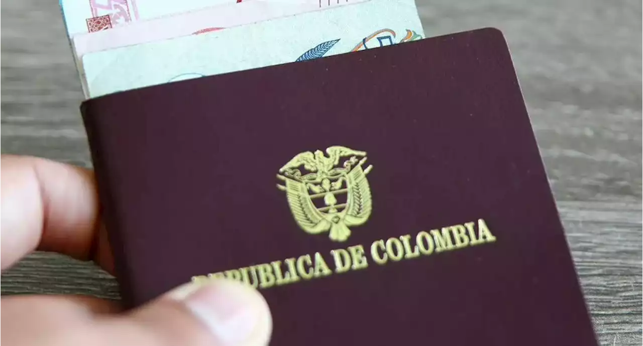 Millonario contrato de pasaportes seguiría en manos de empresa que lo ha tenido por años - Pulzo