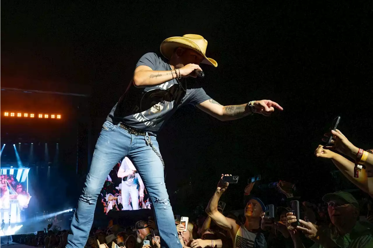 Jason Aldean Turns 'Small Town' Fear-Mongering into the Number One Song in the Nation