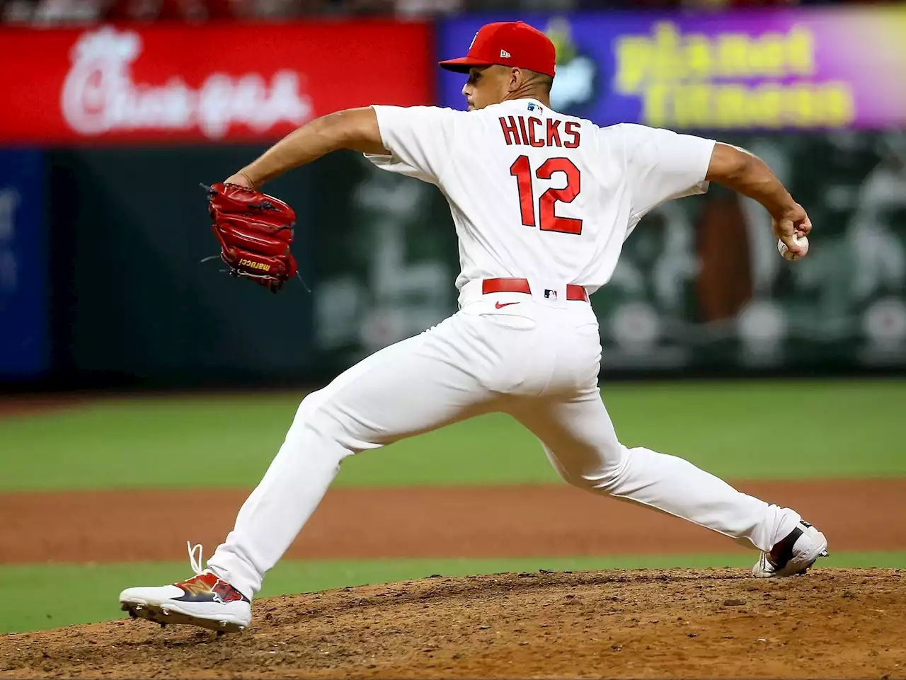 New reliever Jordan Hicks ready to bring heat to Blue Jays playoff push