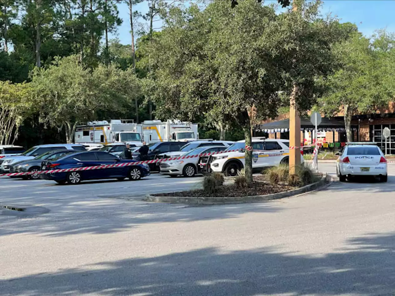 Young child safe after being held in hours-long SWAT standoff by person with gun: JSO