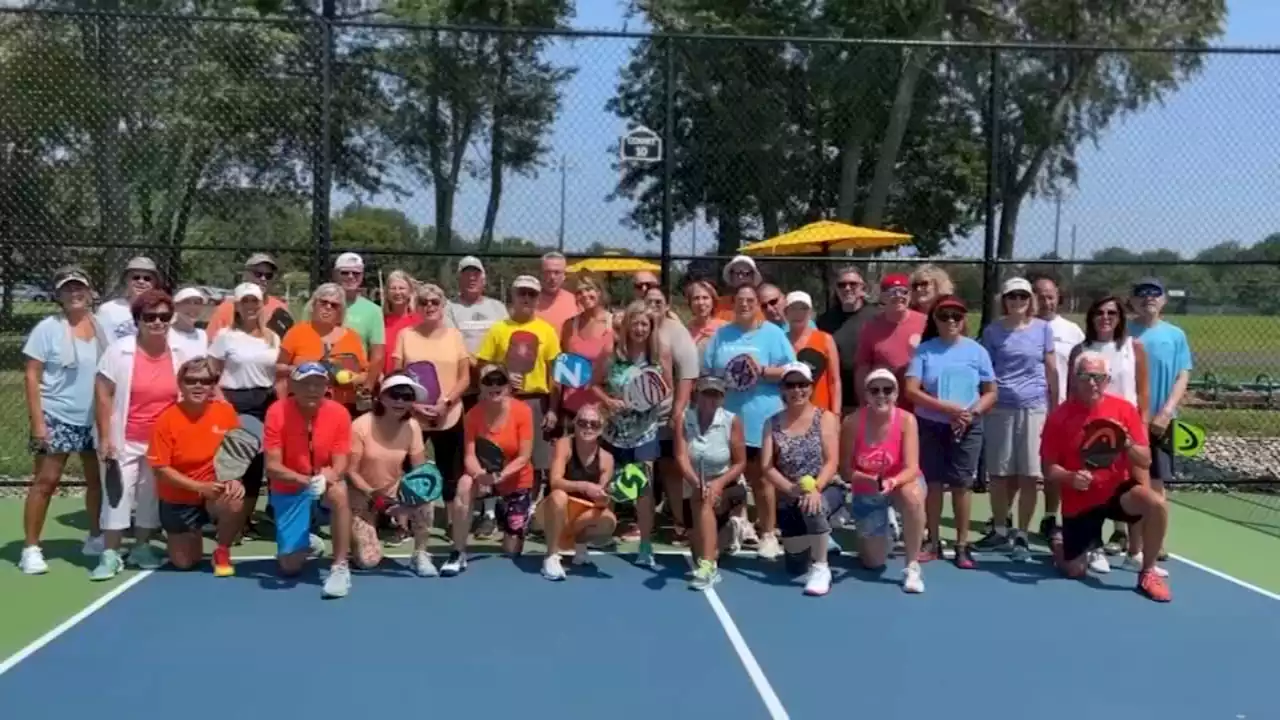 South Jersey pickleball family helps member fighting cancer