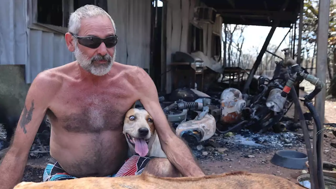 Les lost everything but his dogs and his car in a bushfire. Police believe it was deliberately lit