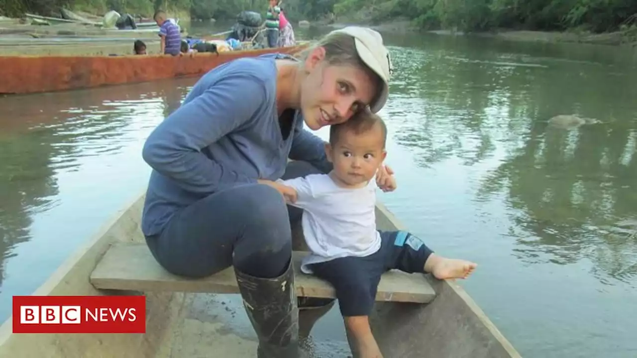 O que antropóloga italiana aprendeu vivendo com seu bebê em comunidade na Amazônia - BBC News Brasil