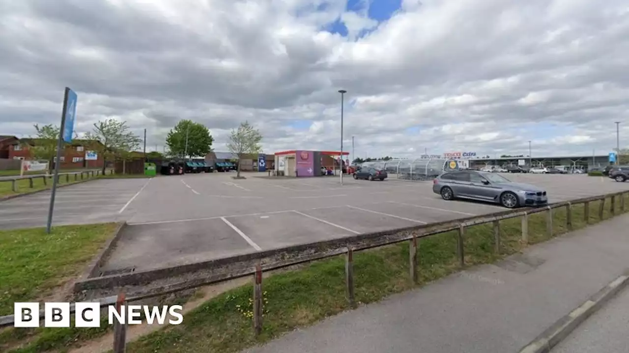 Mansfield: Teen arrested after knife waved outside Tesco