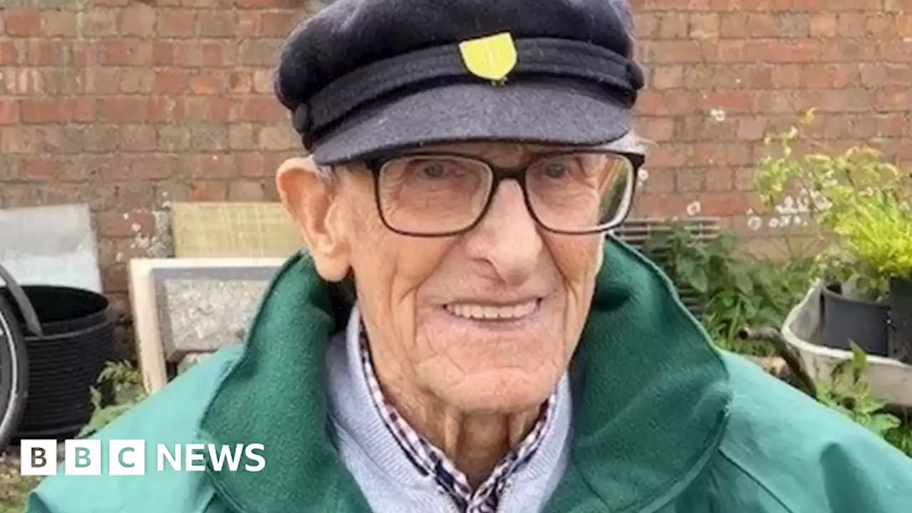 D-Day: Funeral held for Royal Marine veteran Ted Owens