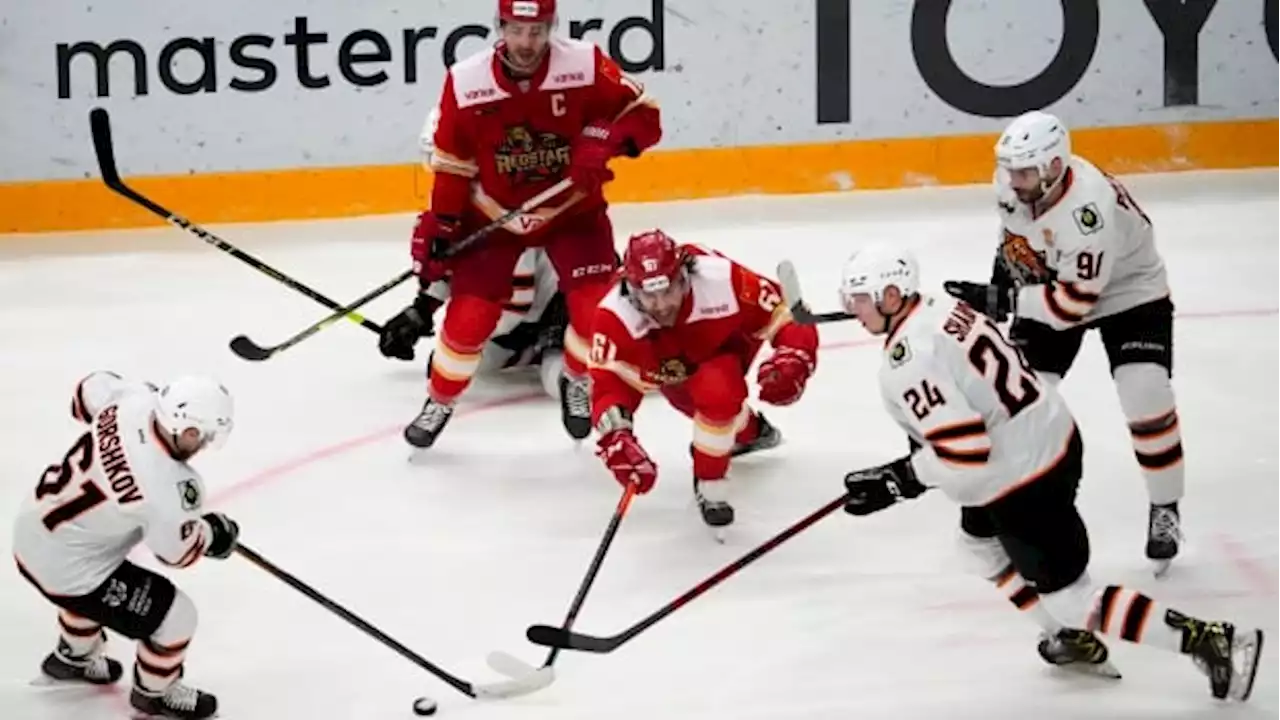 Federal government warns Canadian hockey players in Russia, Belarus to leave | CBC Sports