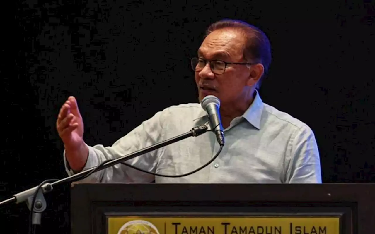 I asked Saudi Aramco to invest in Kemaman, says Anwar