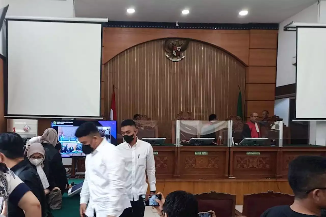 JPU belum Siap, Pembacaan Tuntutan Mario Dandy dan Shane Ditunda Pekan Depan