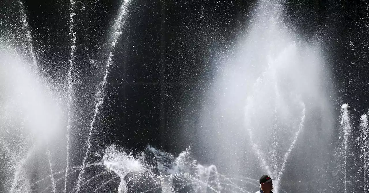 Rain in Southern California, and some of it even made it to the ground